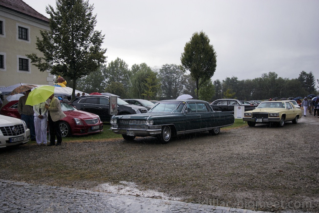 rain started to pour down just moments before the award ceremony